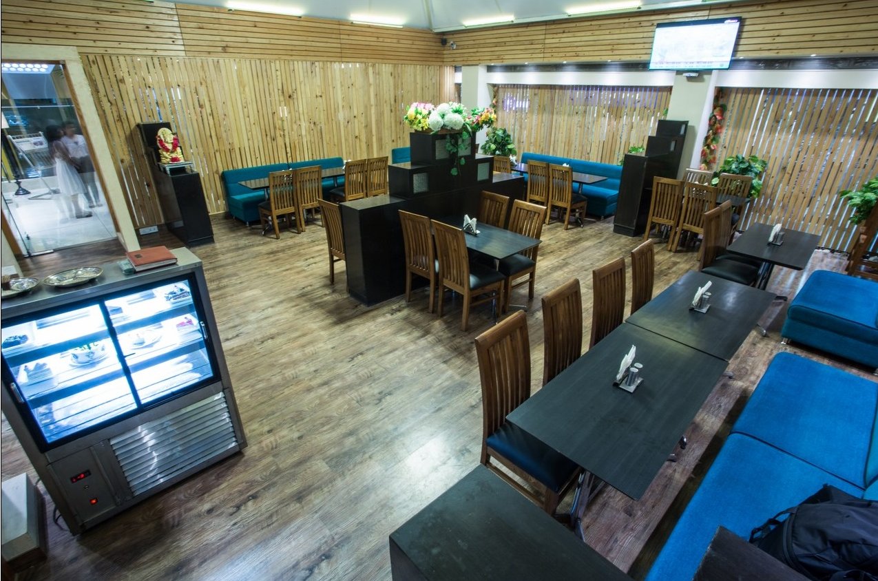 Taste of Jalandhar - Mojo's Restaurant